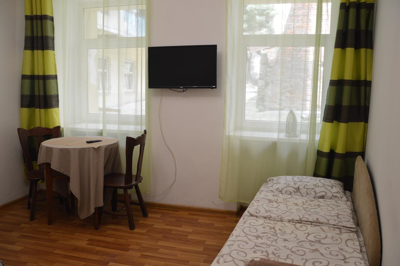 Cozy Apartment In The Center Of Leópolis Exterior foto
